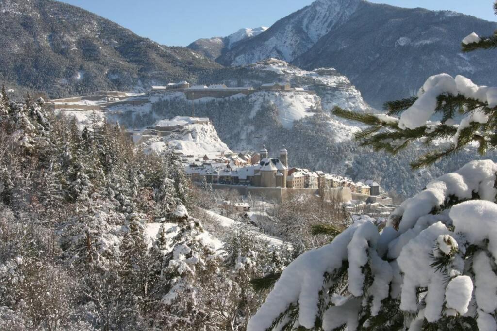 Studio Ideal 2 Personnes Et/Ou Avec 2 Enfants Briançon Exterior foto